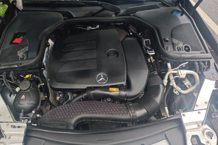 Used Mercedes-Benz E-Class 2021 E 300 L Sport Luxury Edition Engine Bay