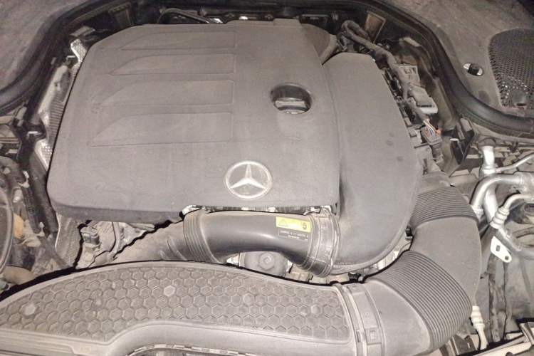 Used Mercedes-Benz E-Class 2021 Facelift E 260 L Engine Bay