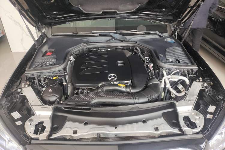 Used Mercedes-Benz E-Class 2021 E 300 L Luxury Model Engine Bay
