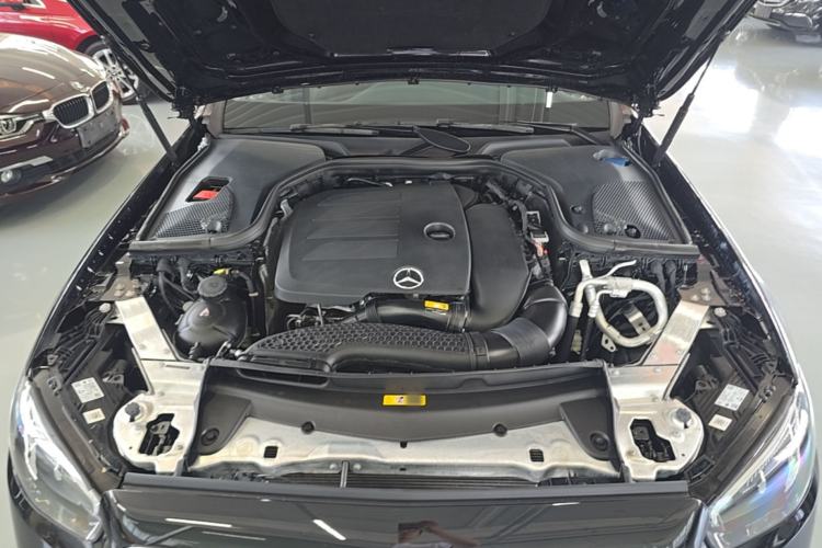 Used Mercedes-Benz E-Class 2021 Restyled E 300 L Luxury Edition Engine Bay