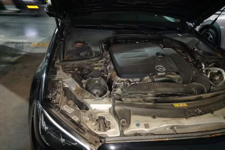 Used Mercedes-Benz E-Class 2021 E 300 L Luxury Model Engine Bay Right