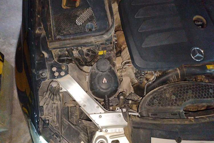 Used Mercedes-Benz E-Class 2021 E 300 L Stylish Model Engine Bay Right
