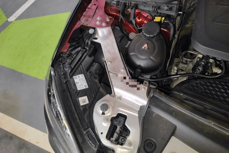 Used Mercedes-Benz E-Class 2021 E 260 L Sport Edition Engine Bay Right