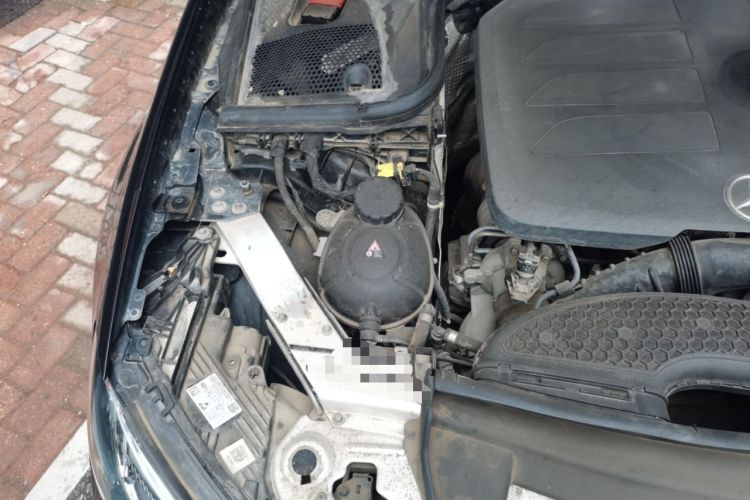 Used Mercedes-Benz E-Class 2021 E 300 L Sporty and Stylish Model Engine Bay Right