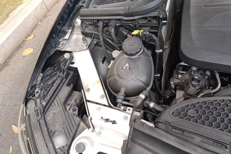 Used Mercedes-Benz E-Class 2021 Restyled E 300 L Luxury Edition Engine Bay Right