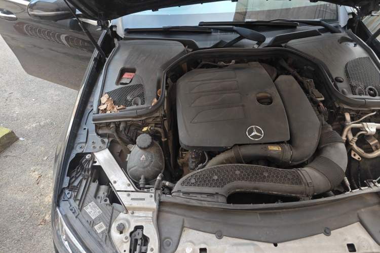Used Mercedes-Benz E-Class 2021 E 300 L Luxury Model Engine Bay Right