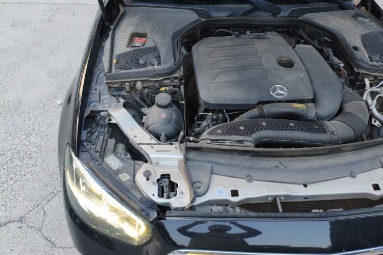 Used Mercedes-Benz E-Class 2021 E 300 L Stylish Model Engine Bay Right