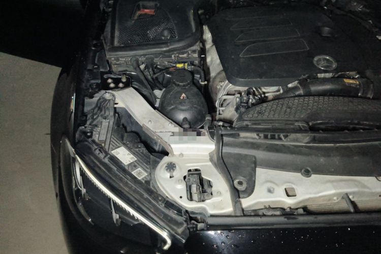 Used Mercedes-Benz E-Class 2021 E 300 L Sport Luxury Edition Engine Bay Right