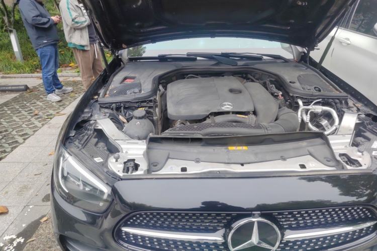 Used Mercedes-Benz E-Class 2021 Restyled E 300 L Sporty and Stylish Edition Engine Bay Right