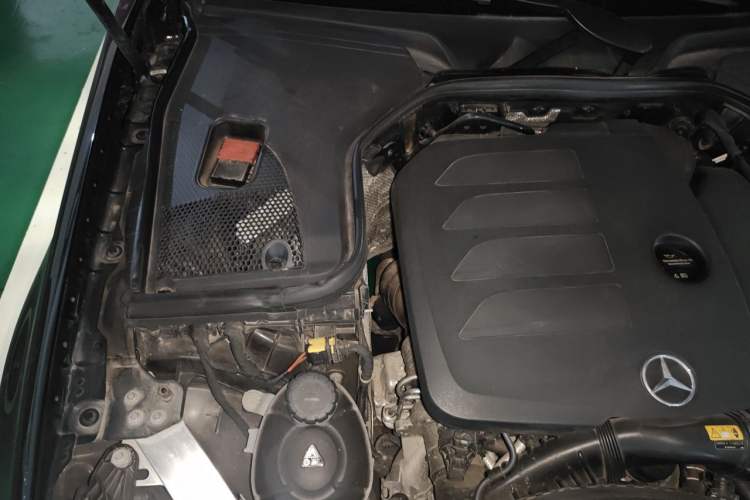 Used Mercedes-Benz E-Class 2021 Restyled E 300 L Sport Luxury Edition Engine Bay Right