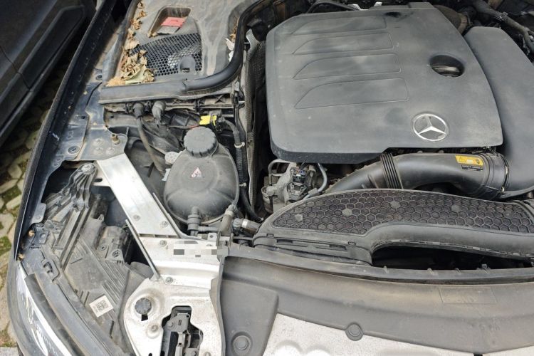 Used Mercedes-Benz E-Class 2021 Facelift E 260 L Engine Bay Right