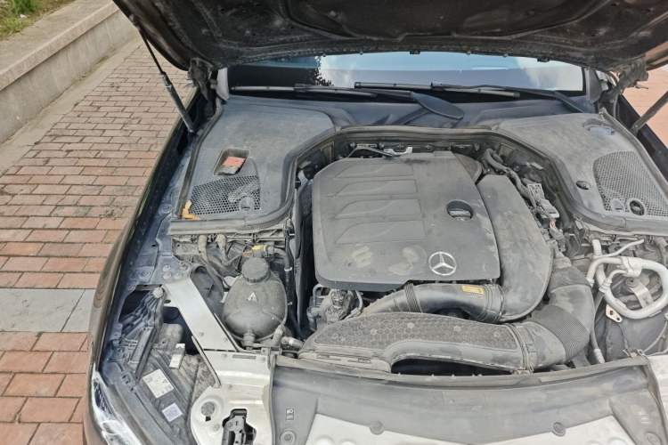 Used Mercedes-Benz E-Class 2021 E 300 L Premium Edition Engine Bay Right