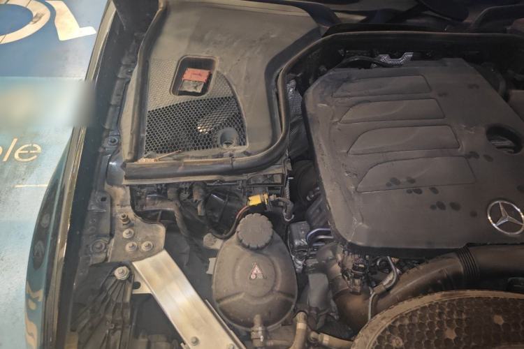 Used Mercedes-Benz E-Class 2021 Restyled E 260 Luxury Sports Edition Engine Bay Right