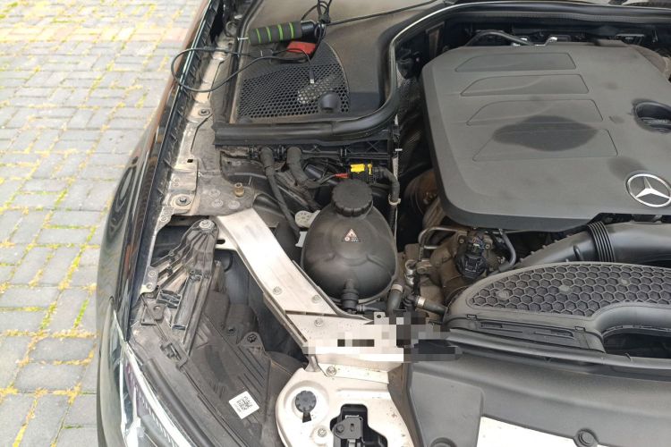 Used Mercedes-Benz E-Class 2021 Restyled E 300 L Luxury Edition Engine Bay Right