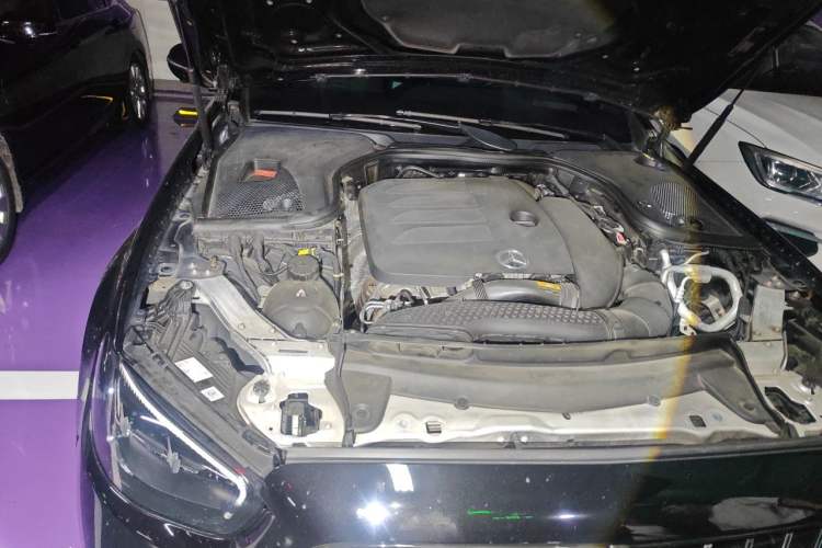 Used Mercedes-Benz E-Class 2021 Restyled E 300 L Sport Luxury Edition Engine Bay Right