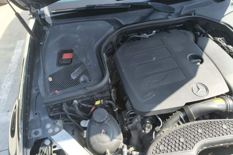 Used Mercedes-Benz E-Class 2021 Facelift E 260 L Engine Bay Right
