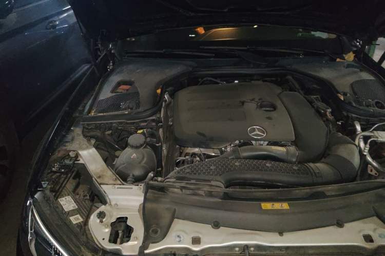 Used Mercedes-Benz E-Class 2021 E 300 L Stylish Model Engine Bay Right