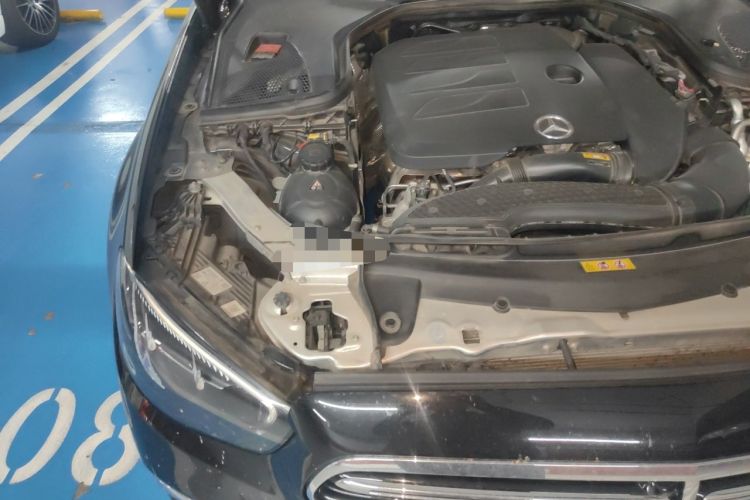 Used Mercedes-Benz E-Class 2021 E 300 L Stylish Model Engine Bay Right