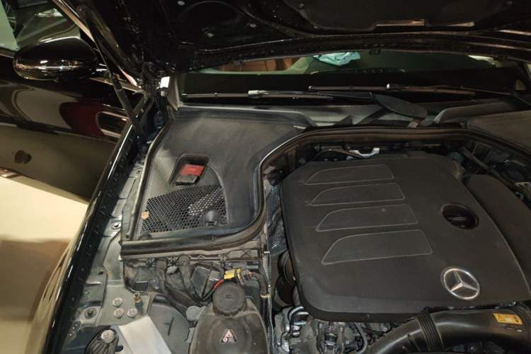 Used Mercedes-Benz E-Class 2021 Restyled E 300 L Sporty and Stylish Edition Engine Bay Right