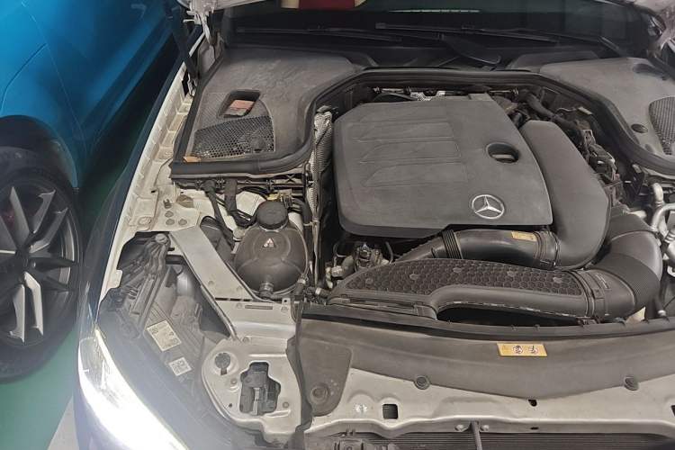 Used Mercedes-Benz E-Class 2021 E 260 Stylish Sports Edition Engine Bay Right