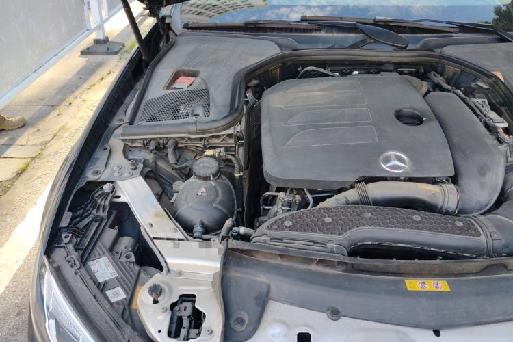 Used Mercedes-Benz E-Class 2021 Facelift E 260 L Engine Bay Right