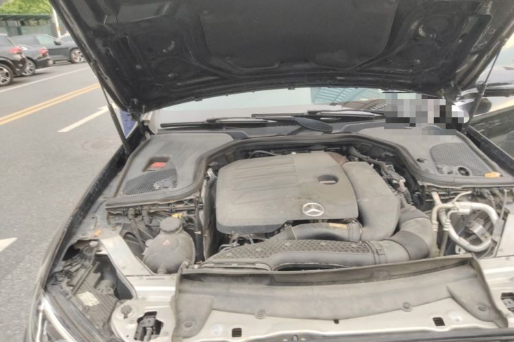 Used Mercedes-Benz E-Class 2021 E 300 L Sport Luxury Edition Engine Bay Right