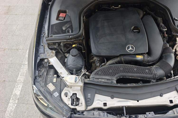 Used Mercedes-Benz E-Class 2021 E 300 L Sport Premium Edition Engine Bay Right