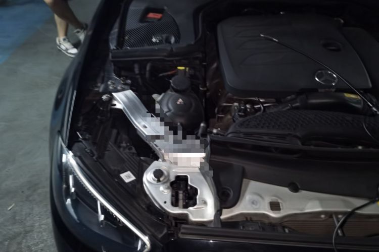 Used Mercedes-Benz E-Class 2021 Restyled E 300 L Luxury Edition Engine Bay Right