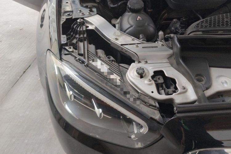 Used Mercedes-Benz E-Class 2021 Facelift E 260 L Engine Bay Right