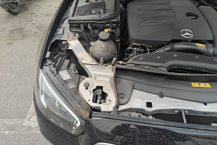 Used Mercedes-Benz E-Class 2021 Facelift E 260 L Engine Bay Right