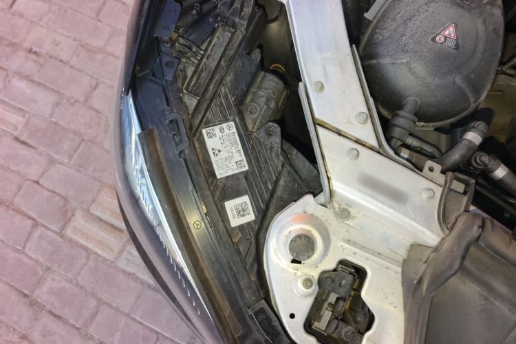 Used Mercedes-Benz E-Class 2021 Facelifted E 300 L Prestige Edition Engine Bay Right