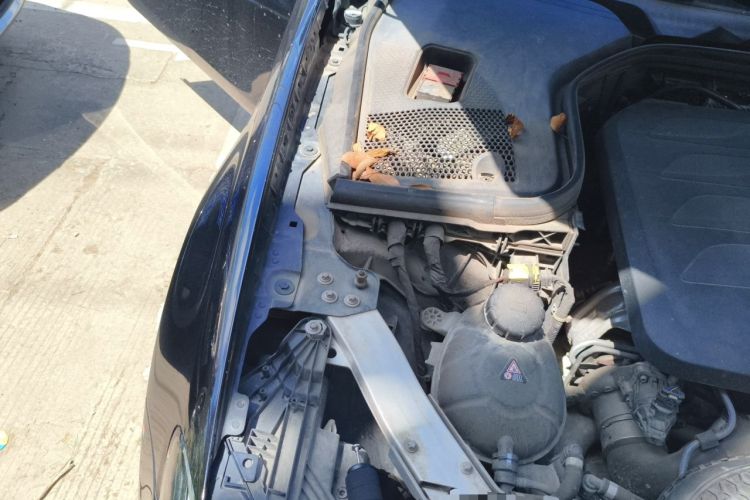 Used Mercedes-Benz E-Class 2021 Restyled E 300 L Sporty and Stylish Edition Engine Bay Right