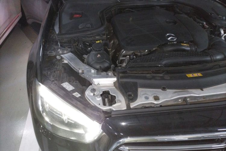 Used Mercedes-Benz E-Class 2021 E 300 L Stylish Model Engine Bay Right