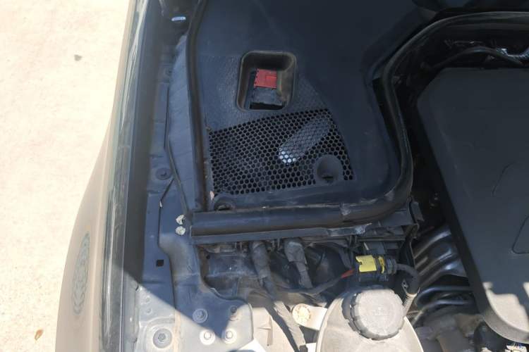 Used Mercedes-Benz E-Class 2021 Facelifted E 300 L Prestige Edition Engine Bay Right