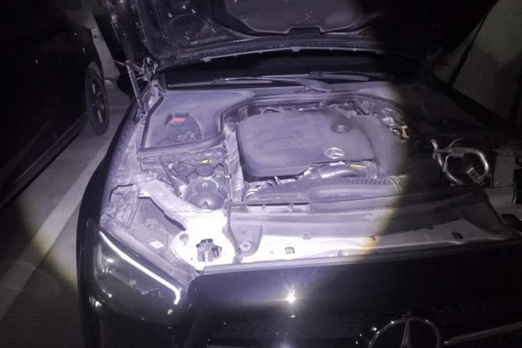 Used Mercedes-Benz E-Class 2021 Restyled E 300 L Sporty and Stylish Edition Engine Bay Right
