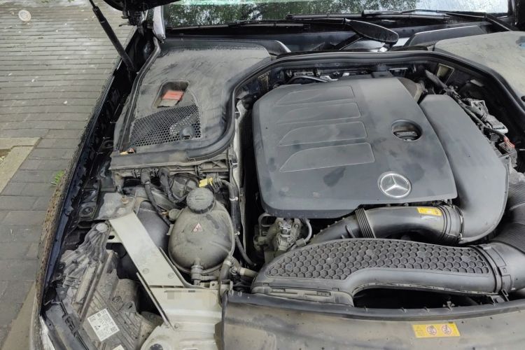 Used Mercedes-Benz E-Class 2021 E 300 L Stylish Model Engine Bay Right