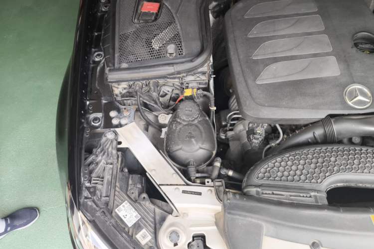 Used Mercedes-Benz E-Class 2021 E 300 L Sporty and Stylish Model Engine Bay Right