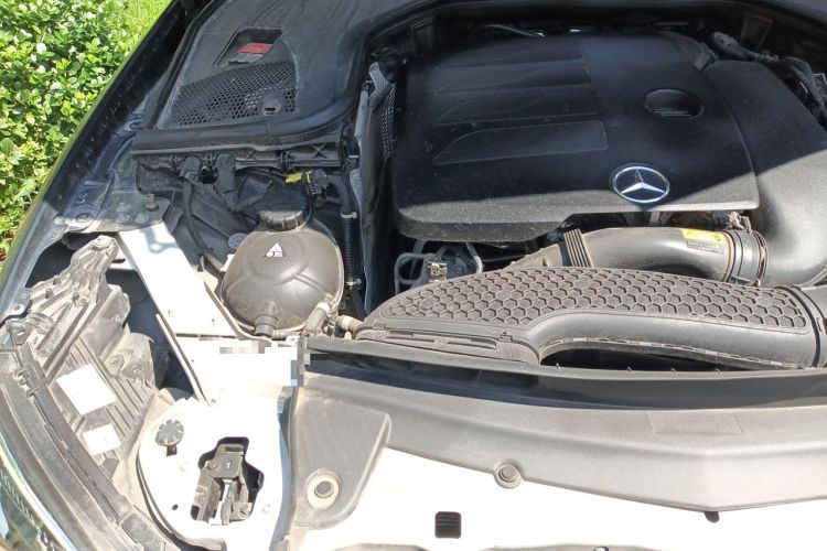 Used Mercedes-Benz E-Class 2021 Facelift E 300 L Stylish Edition Engine Bay Right