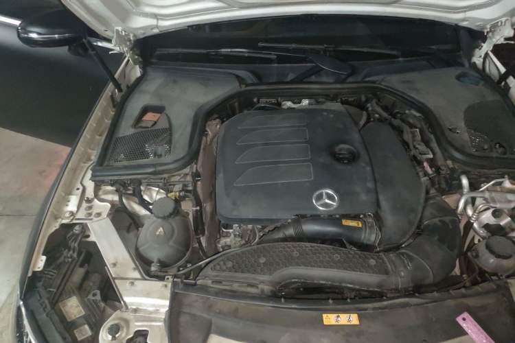 Used Mercedes-Benz E-Class 2021 E 260 Coupe Engine Bay Right