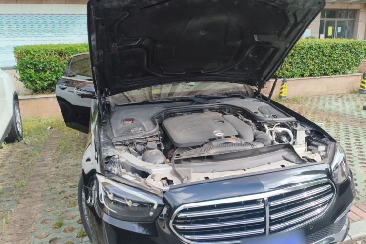 Used Mercedes-Benz E-Class 2021 Facelift E 300 L Stylish Edition Engine Bay Right