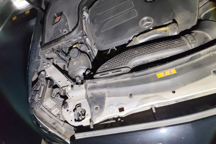 Used Mercedes-Benz E-Class 2021 Restyled E 300 L Sport Luxury Edition Engine Bay Right