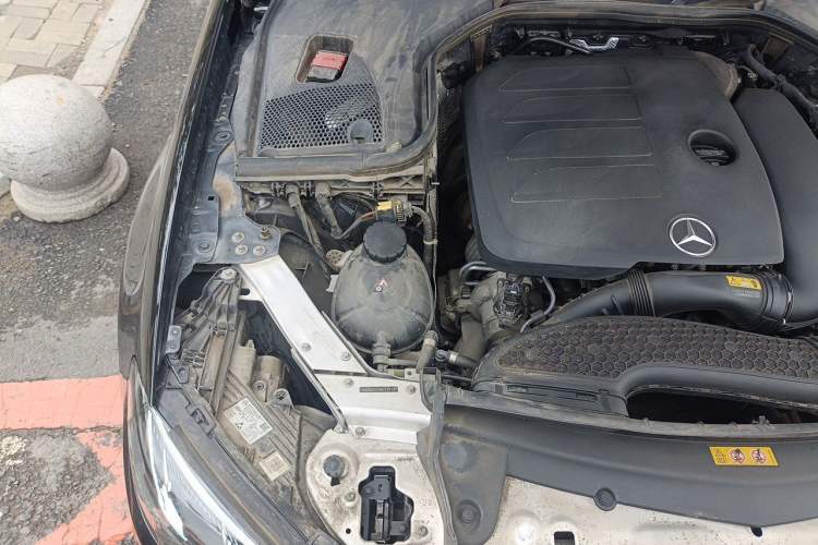 Used Mercedes-Benz E-Class 2021 E 300 L Stylish Model Engine Bay Right