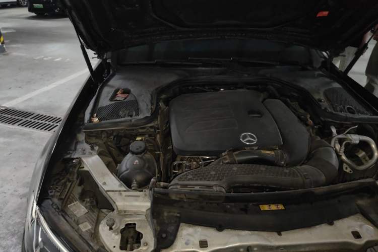 Used Mercedes-Benz E-Class 2021 Restyled E 300 L Sporty and Stylish Edition Engine Bay Right