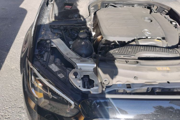Used Mercedes-Benz E-Class 2021 Restyled E 300 L Luxury Edition Engine Bay Right