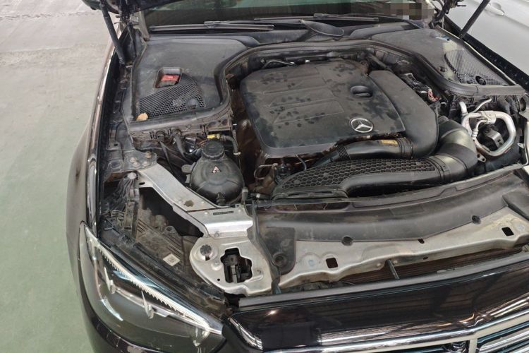 Used Mercedes-Benz E-Class 2021 E 300 L Stylish Model Engine Bay Right
