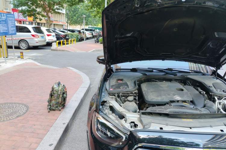 Used Mercedes-Benz E-Class 2021 Restyled E 300 L Luxury Edition Engine Bay Right