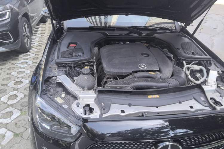 Used Mercedes-Benz E-Class 2021 Restyled E 300 Sport Edition Engine Bay Right