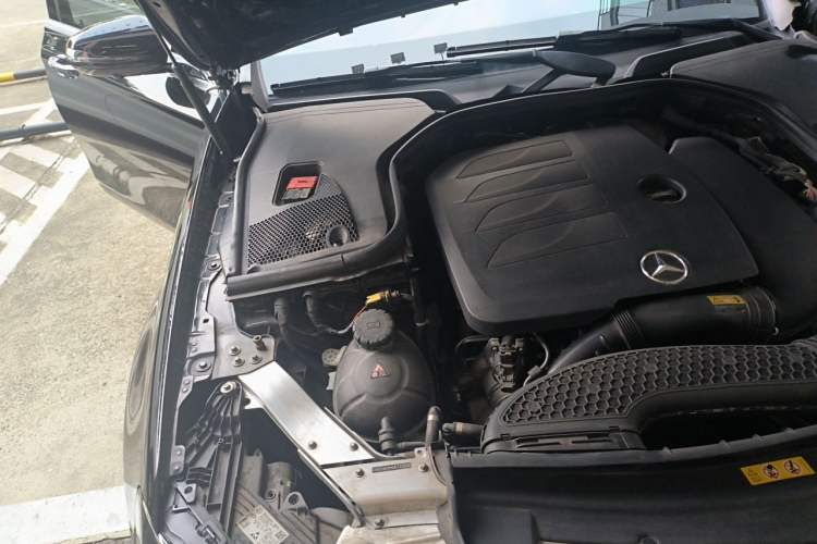 Used Mercedes-Benz E-Class 2021 Facelift E 300 L Stylish Edition Engine Bay Right
