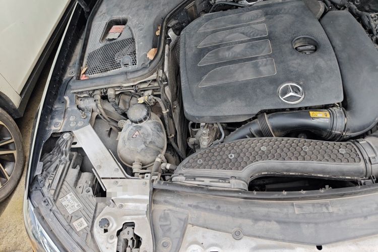 Used Mercedes-Benz E-Class 2021 E 300 L Sport Luxury Edition Engine Bay Right