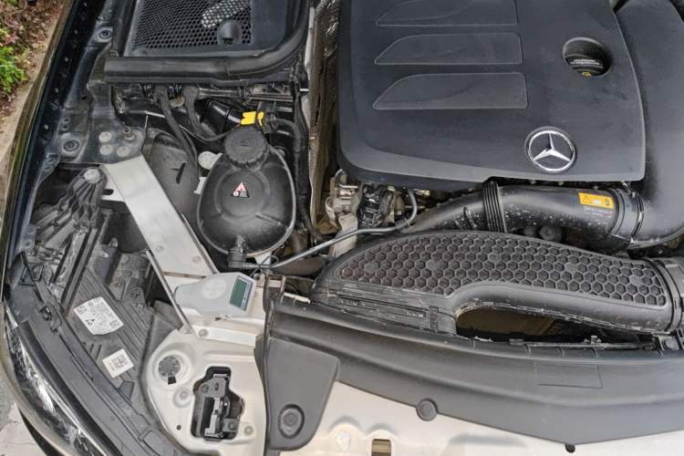 Used Mercedes-Benz E-Class 2021 E 260 L Engine Bay Right